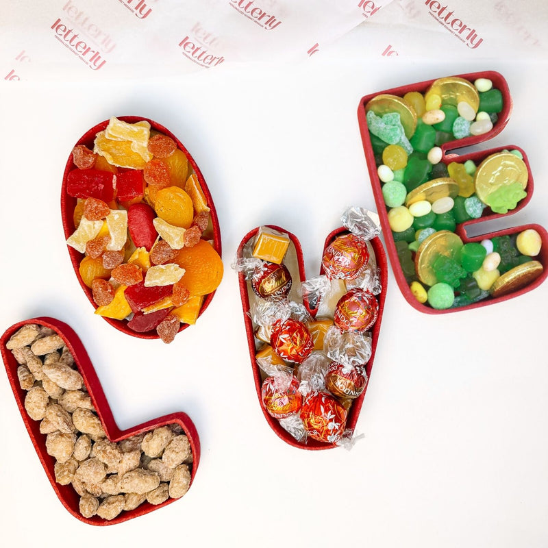St. Patrick’s Day LOVE Gourmet Gift Box – Festive Green & Gold Treats